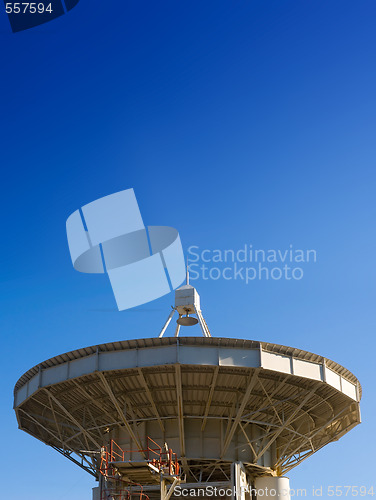 Image of radio telescope