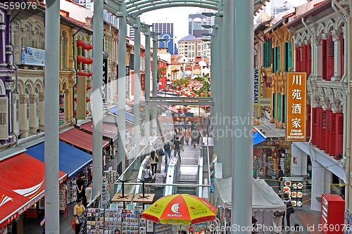 Image of street szene in Singapore