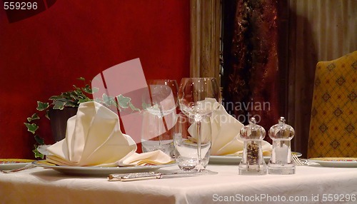 Image of Table setting in a french restaurant