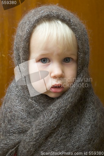 Image of girl in shawl
