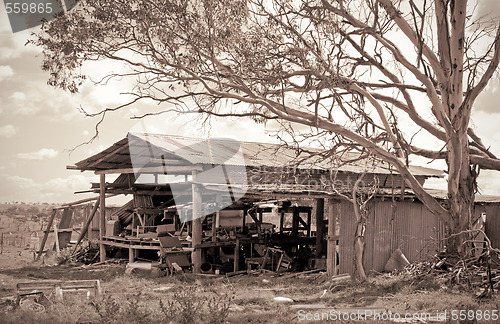 Image of old farm shed