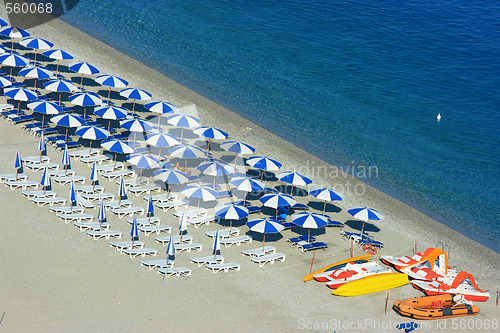 Image of Scylla beach with catamarans