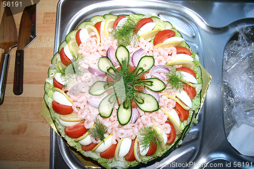 Image of cake with shrimps