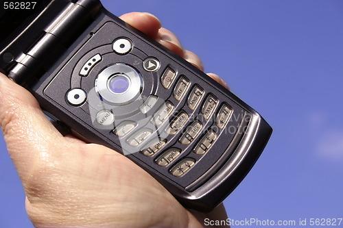 Image of mobile phone 