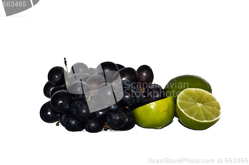 Image of Blue grapes with lime