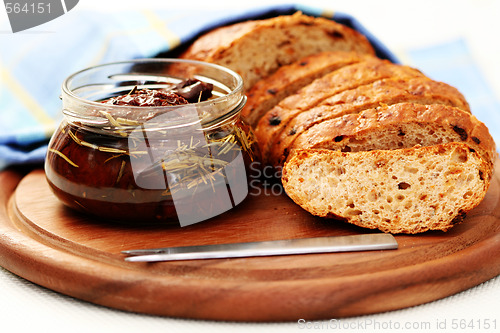 Image of bread with dry tomatoes