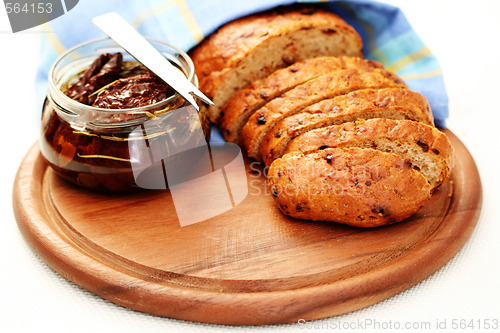 Image of bread with dry tomatoes