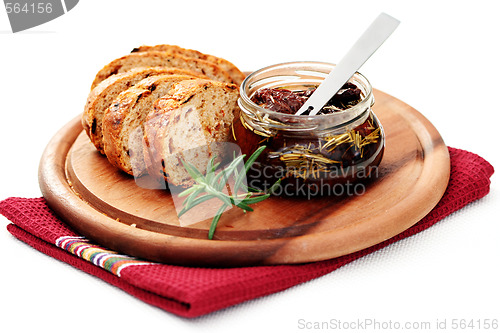 Image of bread with dry tomatoes