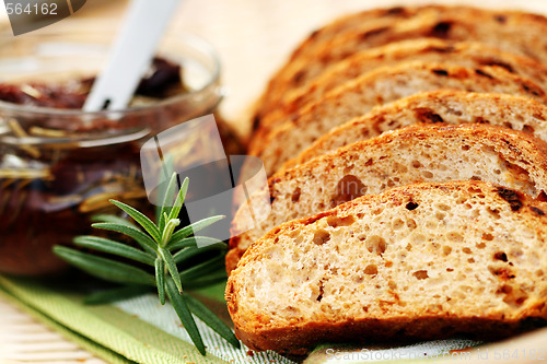 Image of bread with dry tomatoes