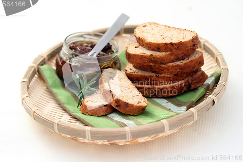 Image of bread with dry tomatoes