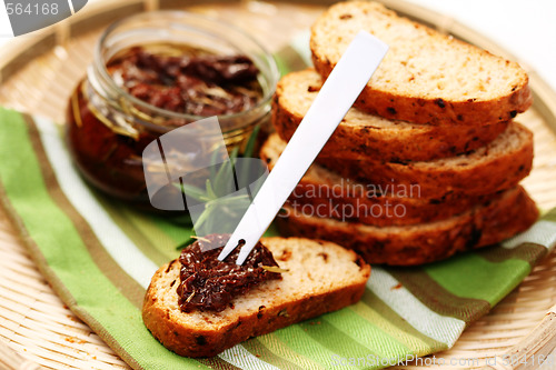 Image of bread with dry tomatoes