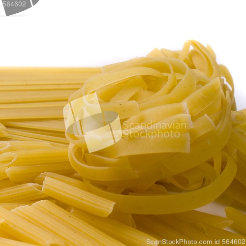 Image of various shapes of pasta