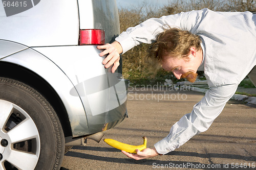 Image of banana and exhaust 