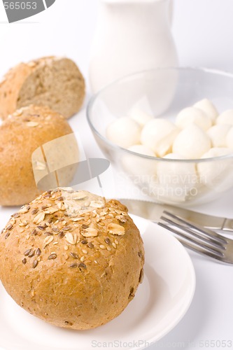 Image of bread, milk and mozzarella