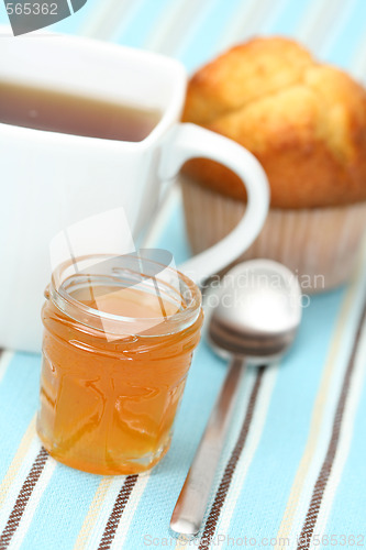 Image of cup of tea with confiture