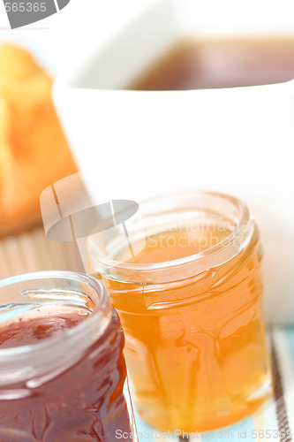 Image of cup of tea with confiture