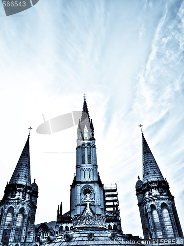 Image of Basilica in Lourdes