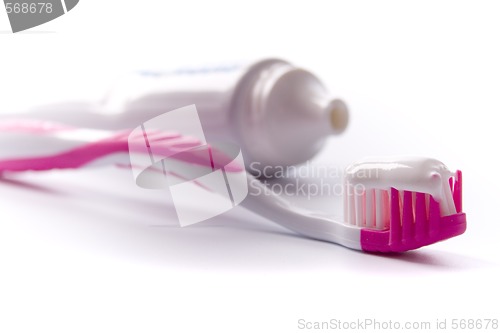 Image of toothpaste and toothbrush