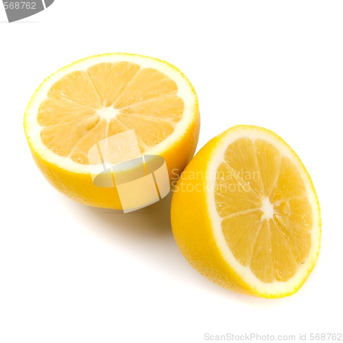 Image of fresh lemon halves