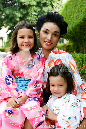 Image of Family dressed in kimono.