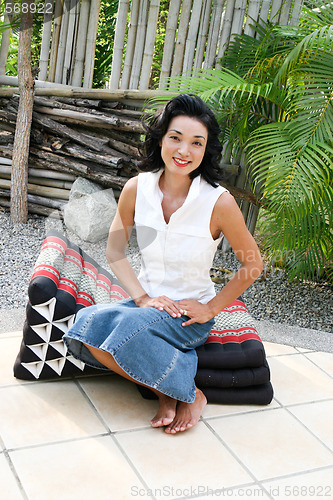 Image of Happy woman.