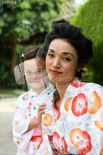 Image of Family dressed in kimono.