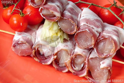 Image of raw rolled meat