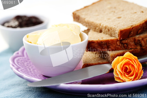Image of whole wheat bread