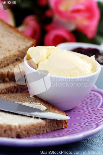 Image of whole wheat bread