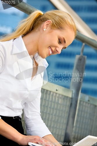 Image of city life