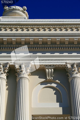 Image of Row of Columns