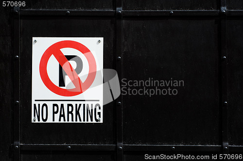 Image of No Parking sign