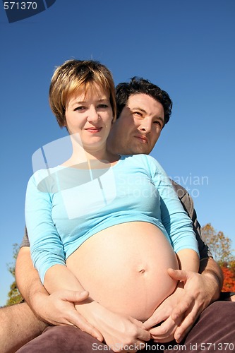 Image of Expecting family