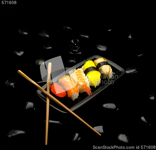 Image of assorted sushi plate