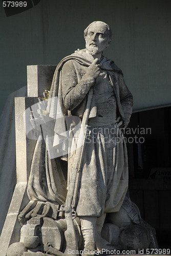 Image of Statue - man