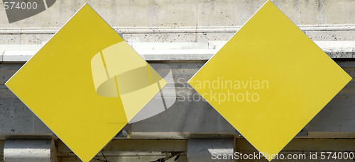 Image of Yellow sign