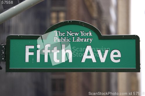 Image of Fifth avenue sign