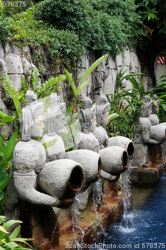Image of Thai statues 