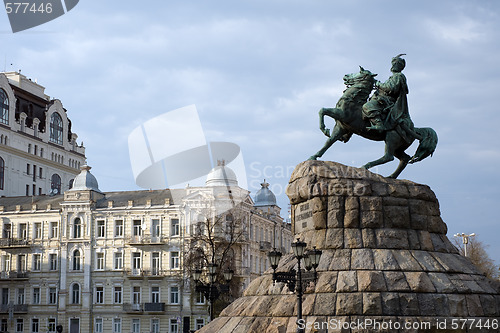 Image of Bogdan Kmelnitsky statue