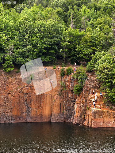 Image of crazy cliff jumpers