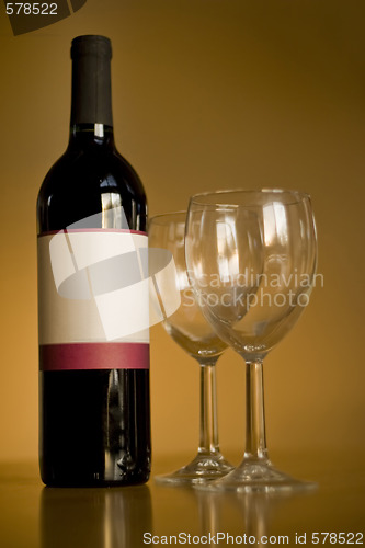Image of blank wine bottle