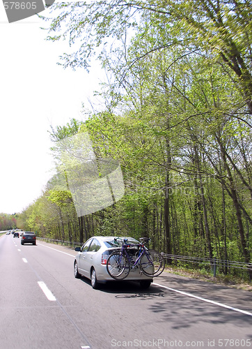 Image of car carrying bikes