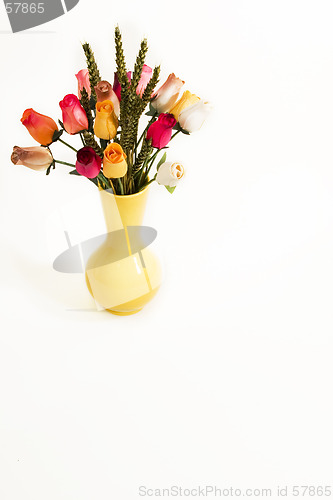 Image of vase with flowers