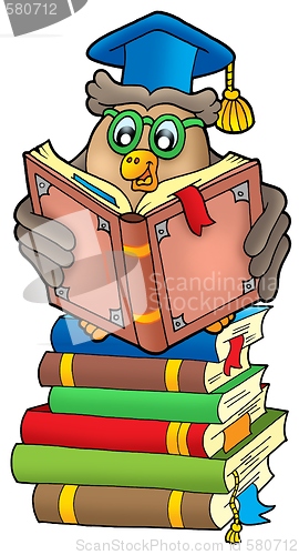 Image of Reading owl teacher on books