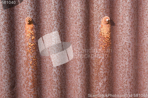 Image of old rusty tin shed