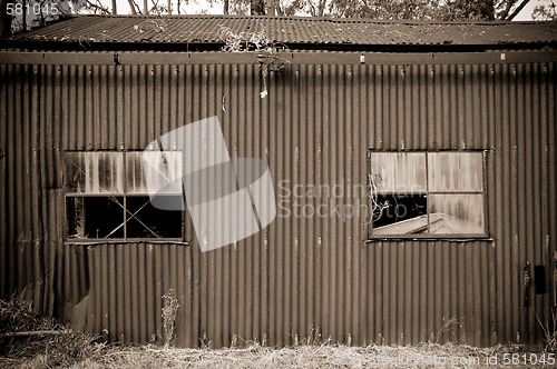 Image of old rusty tin shed