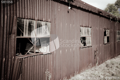 Image of old rusty tin shed