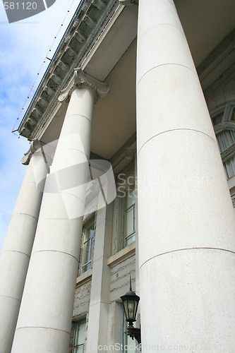 Image of Row Of Columns