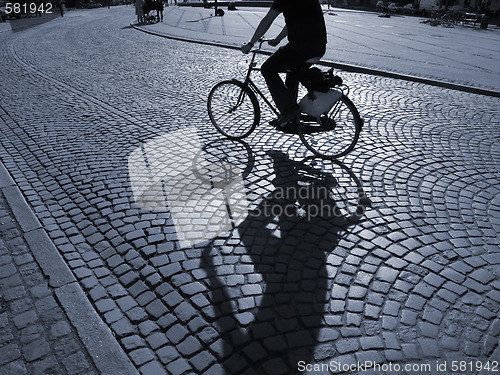 Image of Cyclist in the sunshine