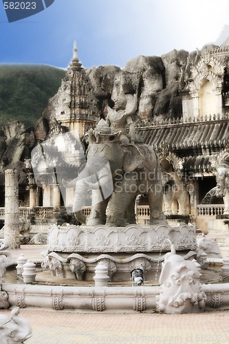 Image of Elephant statues
